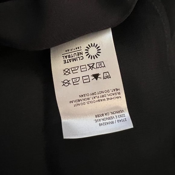 LAST ONE! Reformation Bess Dress in Black - Picture 12 of 16